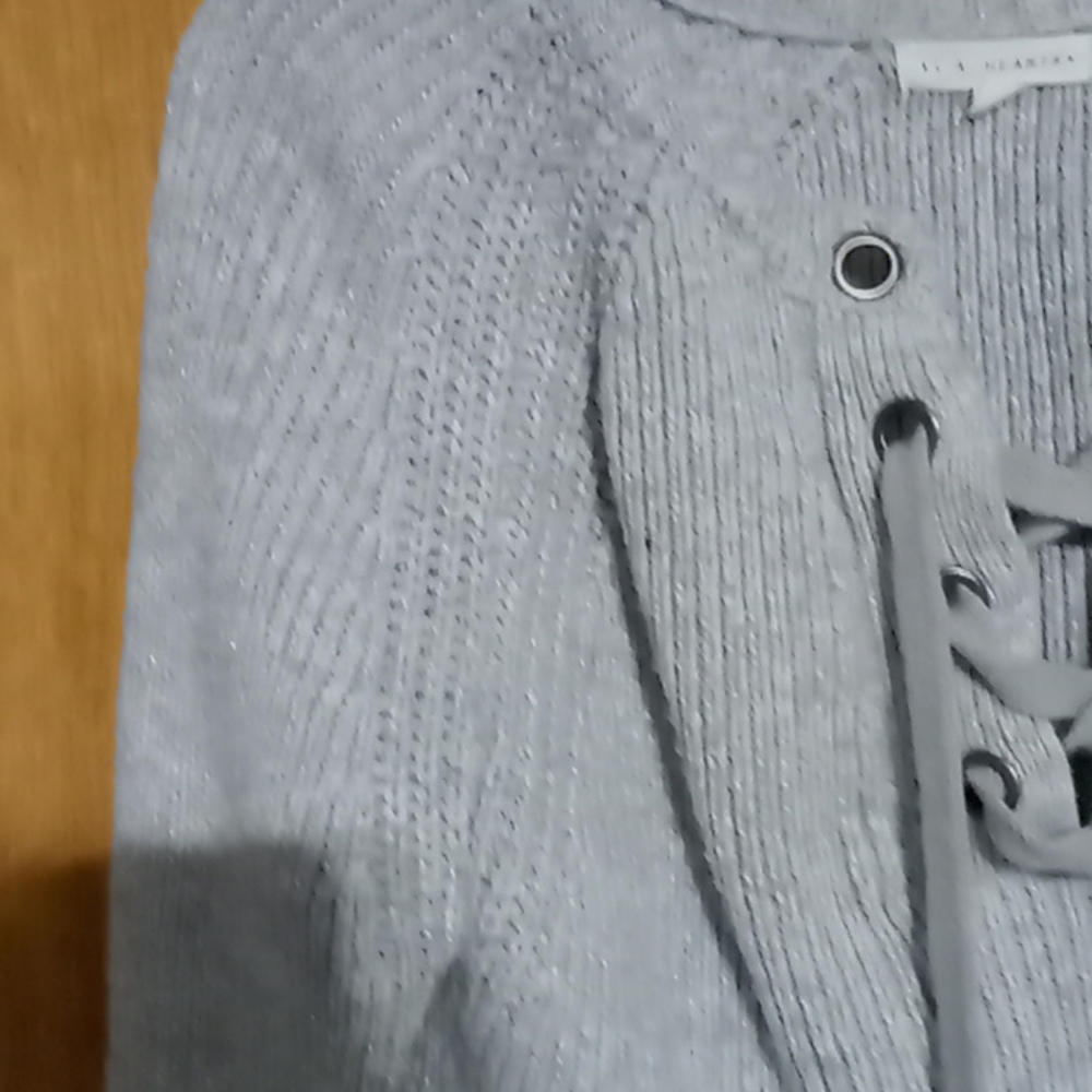 Sweater - Picture 3 of 4
